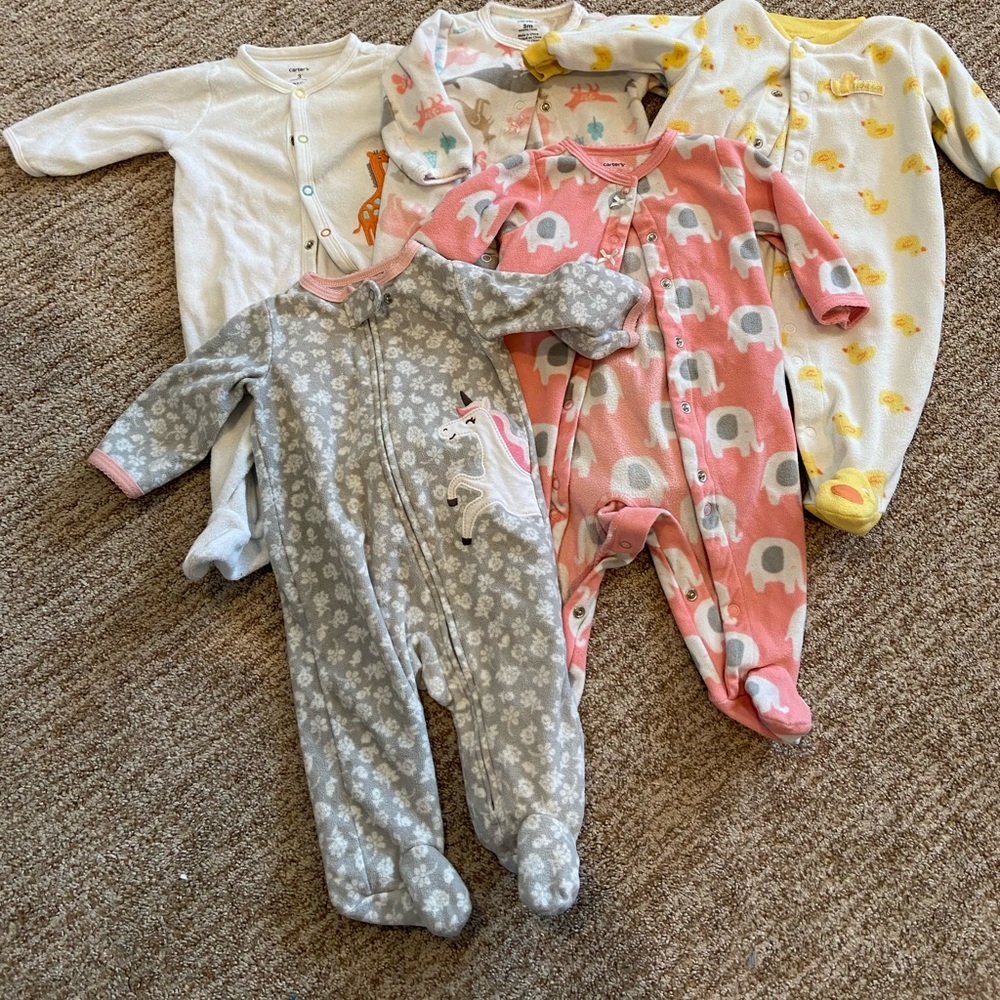 5/$20! Bundle of Fleece Sleepers (Girl, 3 months)